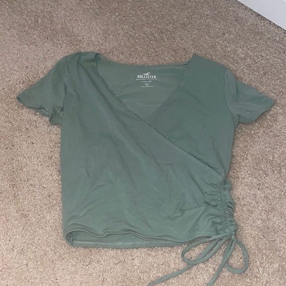 Hollister crop top - Picture 1 of 2